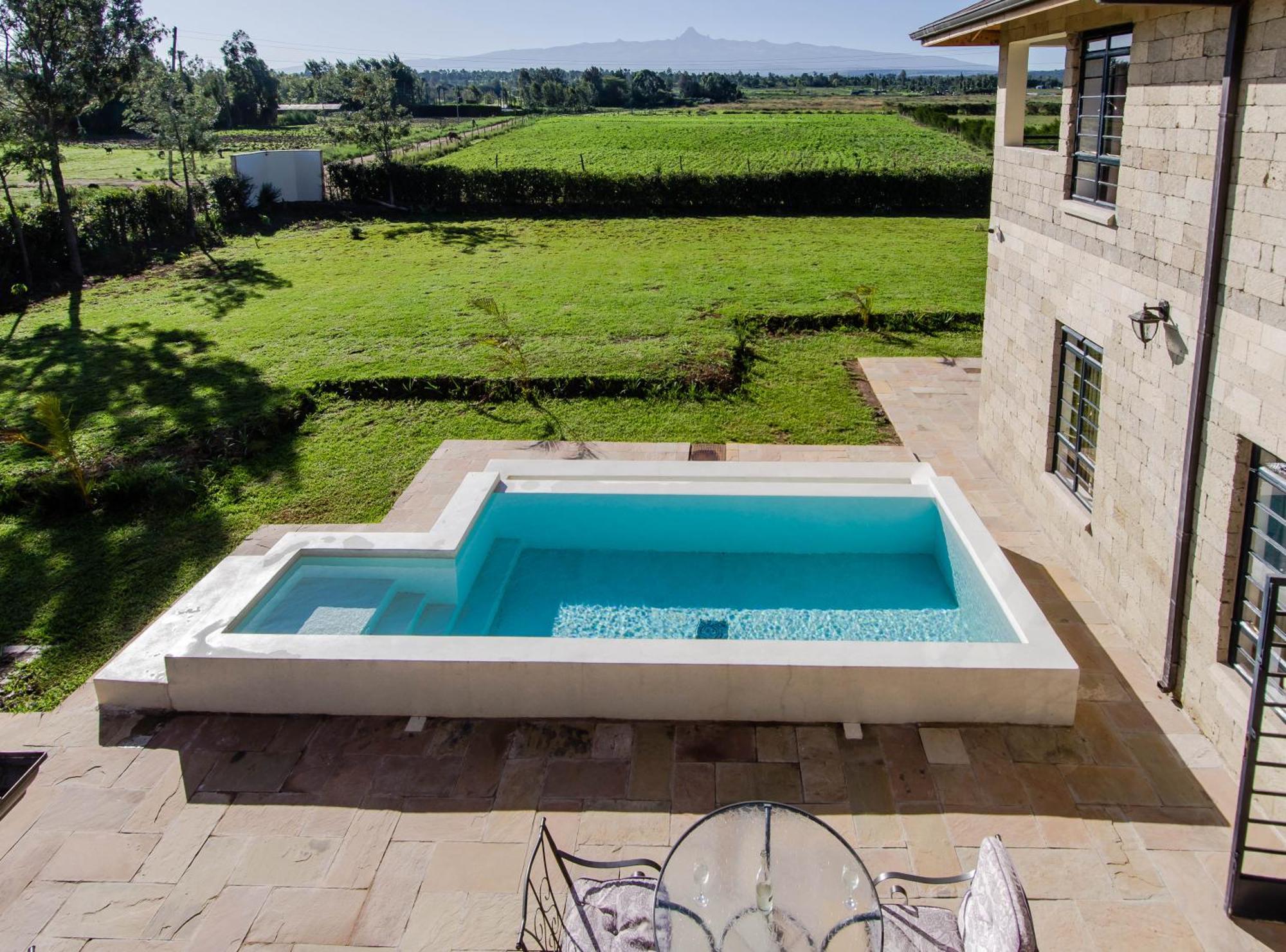 The Landing Nanyuki Cottages Kültér fotó